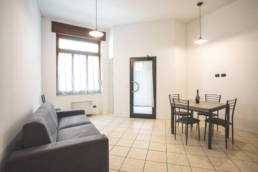 Al Torrente Apartment Monza - Milano + Free Wifi Seveso Luaran gambar